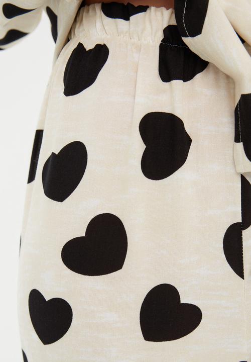 Trendyol - Heart woven pajamas set - ecru