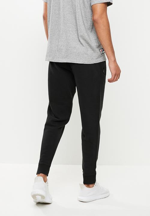Superdry. - Superdry code essential jogger - black