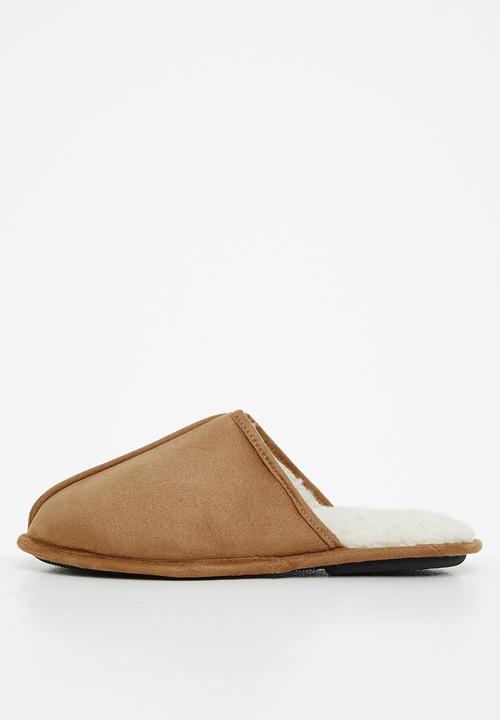 Hush Puppies - Martin microfibre slipper - tan