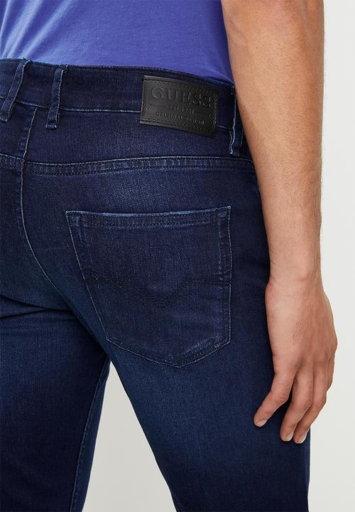 GUESS - Ringer slim fit tapered jeans - dark wash