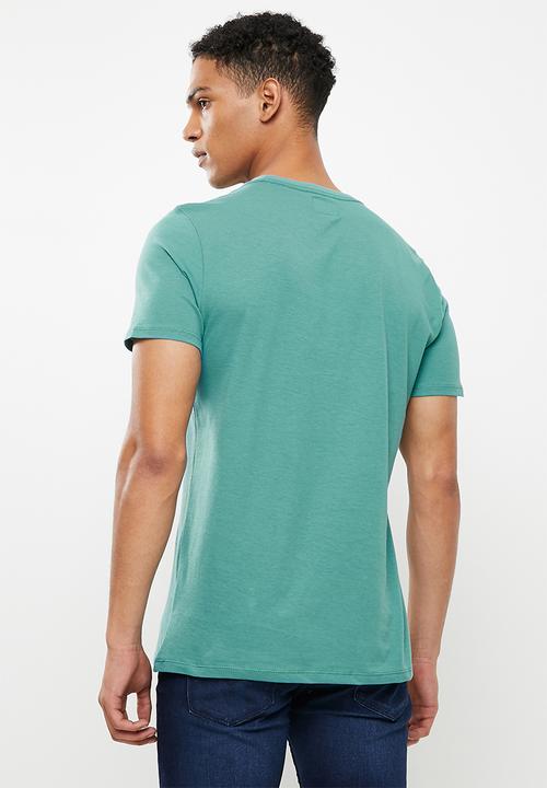 GUESS - Pima emb slim short sleeve tee - soft teal