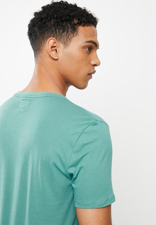 GUESS - Pima emb slim short sleeve tee - soft teal