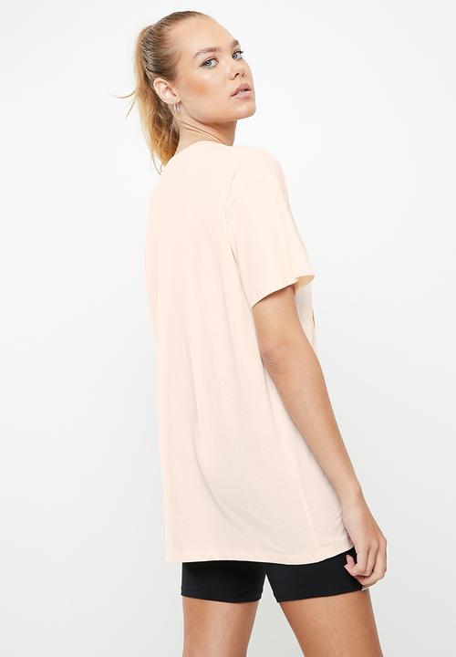 Cotton On - Boyfriend fit cny graphic lcn tee - lcn dis tigger oversized/white sand