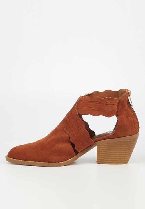 Butterfly Feet - Saddle 4 ankle boot - tan