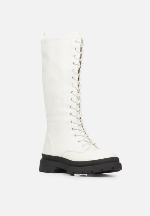Rock & Co - Police 1 lace up knee high boot - white