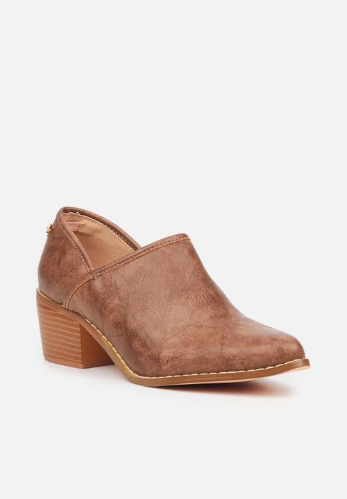 Butterfly Feet - Leo 1 heel - chocolate