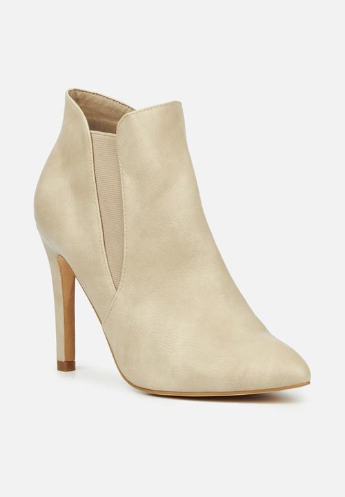 Miss Black - Belle5 ankle boot - bone