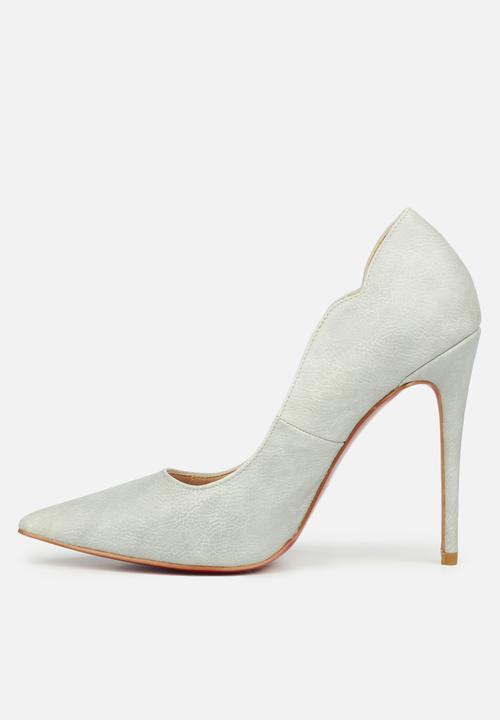 Miss Black - Lou9 court heel - grey