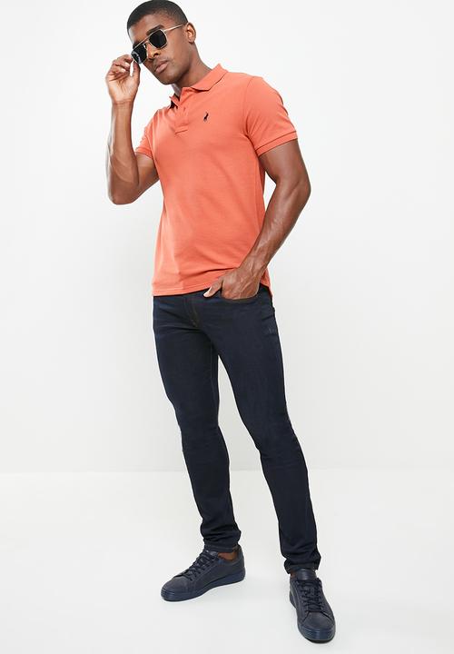 POLO - Mens plain pique short sleeve golfer - brick