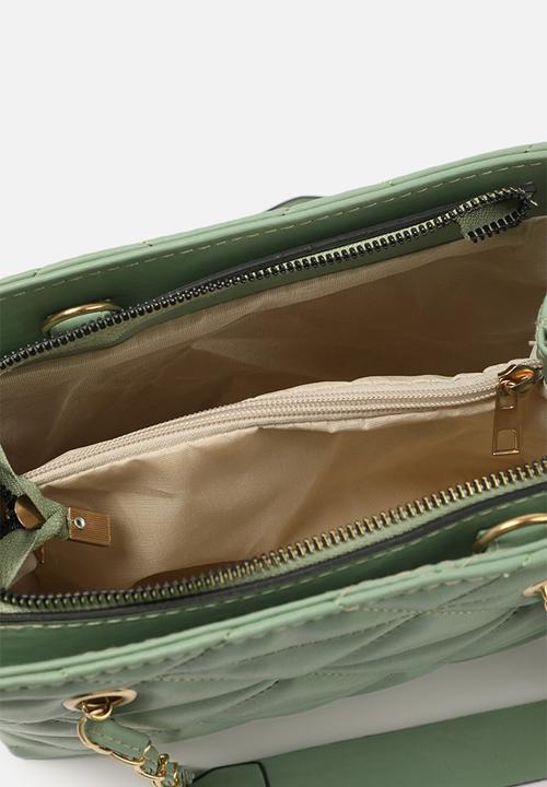 Trendyol - Triangle quilt bag - green