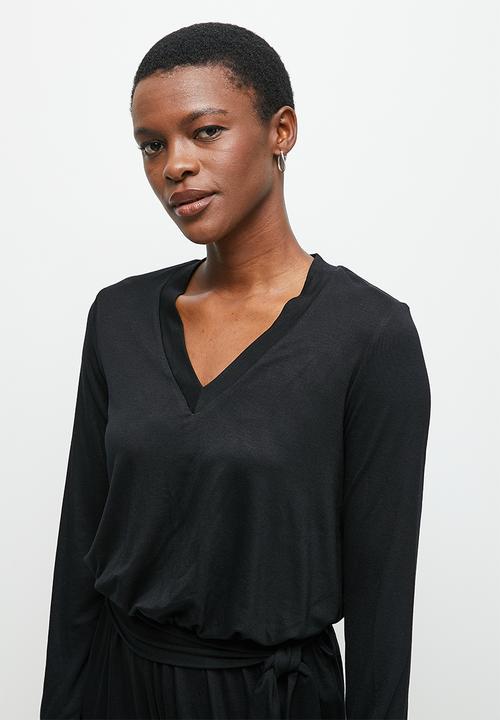 edit - V-neck knit belted jumpsuit - black