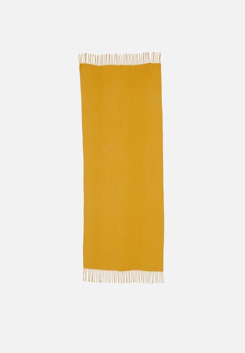 edit - Fringed long length scarf - mustard