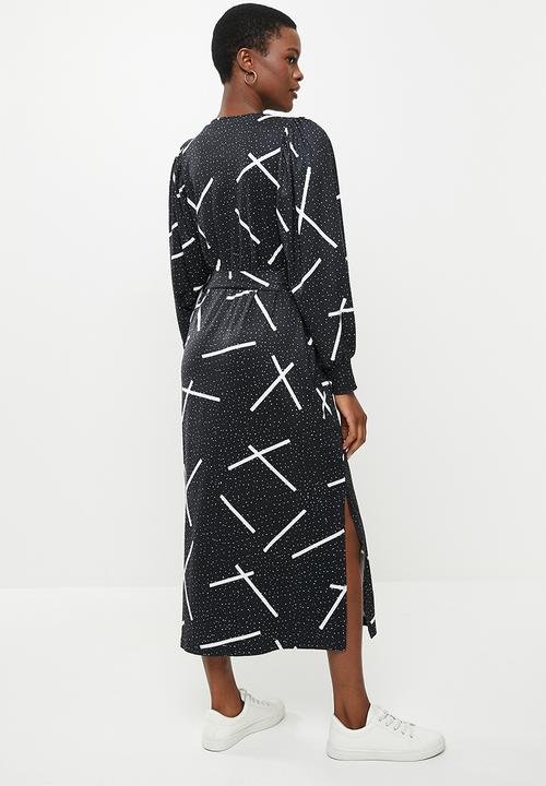 Me&B - Digital printed brushed knit dress - black & white