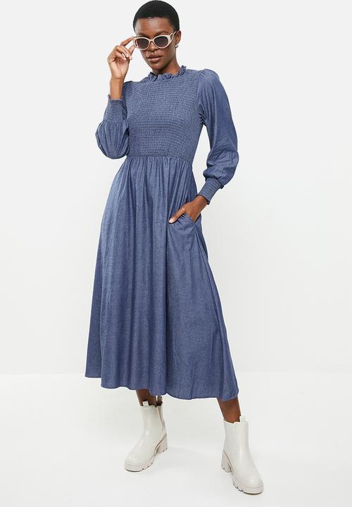 Me&B - Fully shirring bodice lightweight maxi denim dress - blue