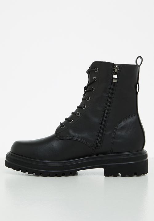 Madison® - Sade chunky lace up boot - black
