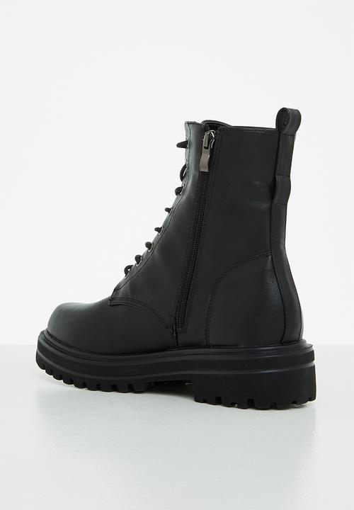 Madison® - Sade chunky lace up boot - black