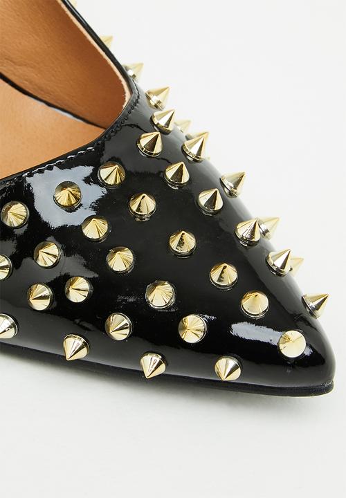 Madison® - Lush studded court heel - black