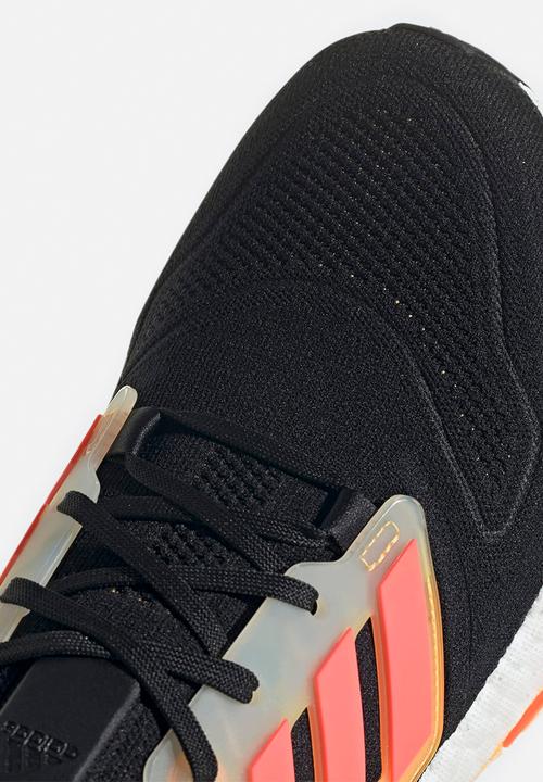adidas Performance - Ultraboost 22 - core black/turbo/flash orange