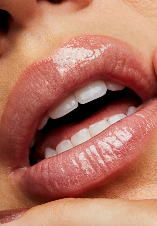 MAC - Lipglass - Oyster Girl