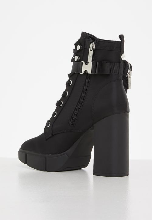 Steve Madden - Renegade-p lace up boot - black