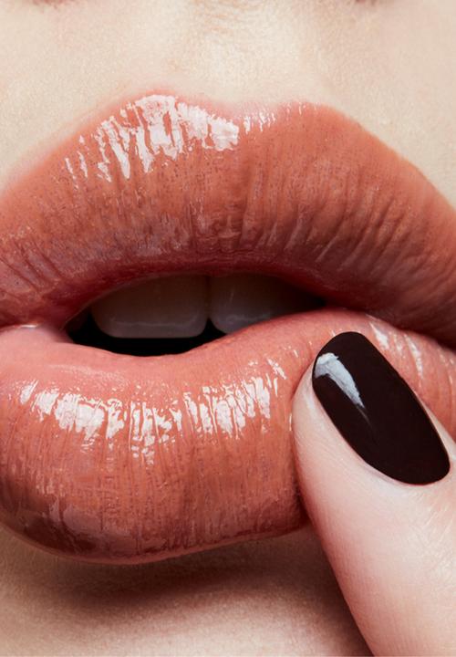 MAC - Lipglass - Dangerous Curves