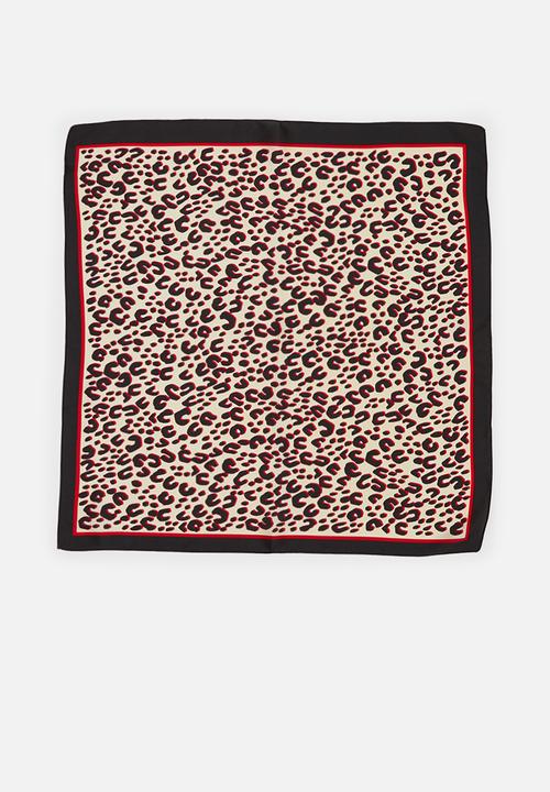 Superbalist - Animal print neckerchief - red/black