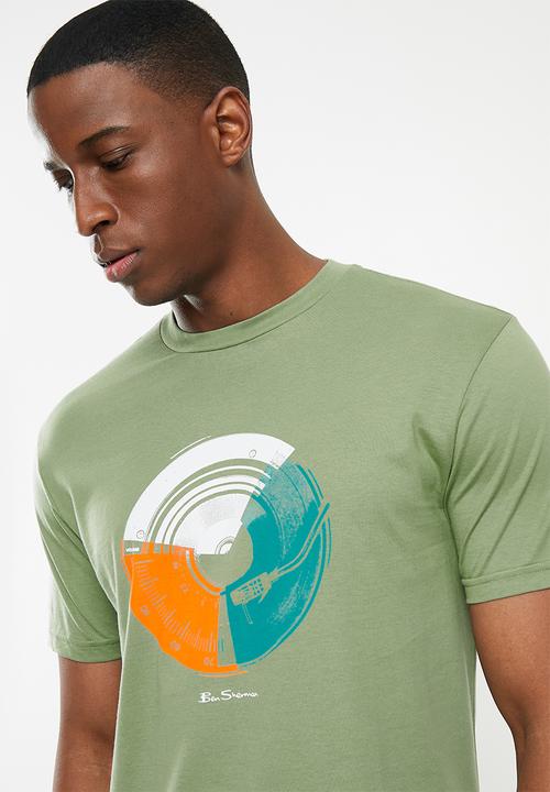 Ben Sherman - Music mash tee - pale khaki