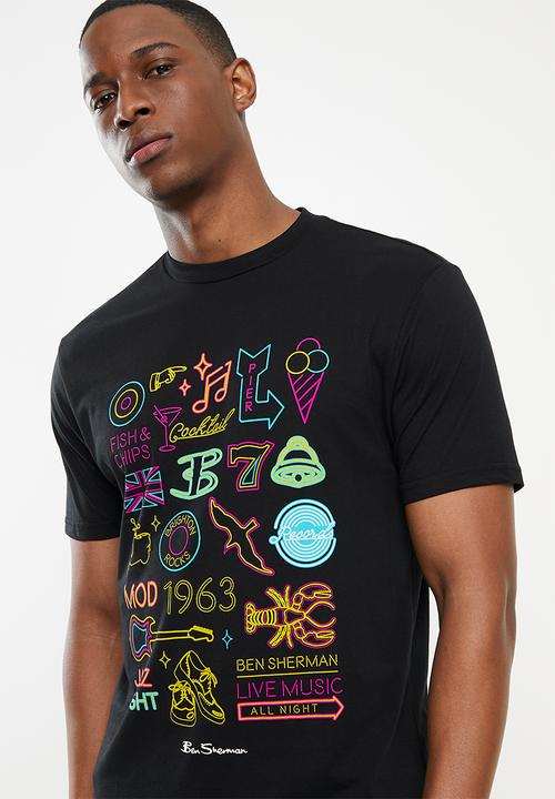 Ben Sherman - A night in brighton tee - black