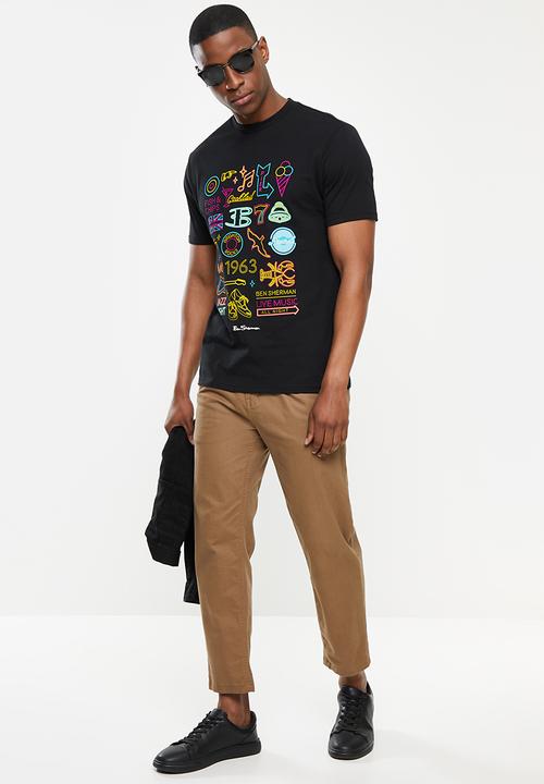 Ben Sherman - A night in brighton tee - black