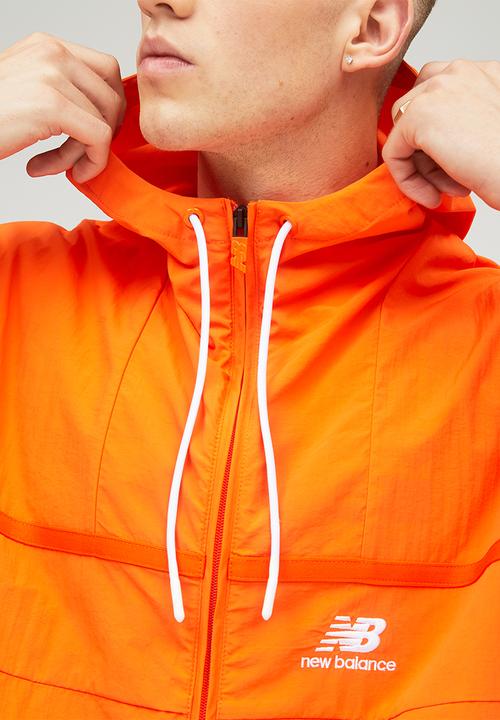 New Balance  - NB Athletics Amplified Windbreaker - Orange