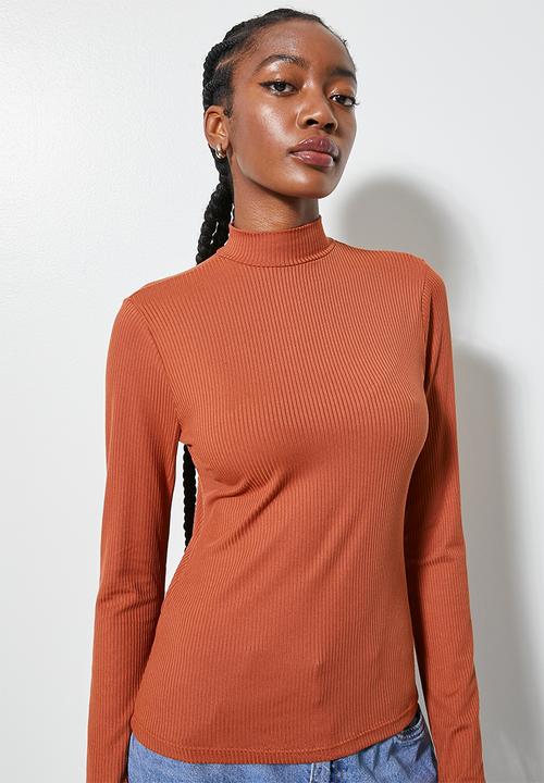 Superbalist - Rib trim funnel neck tee - burnt orange
