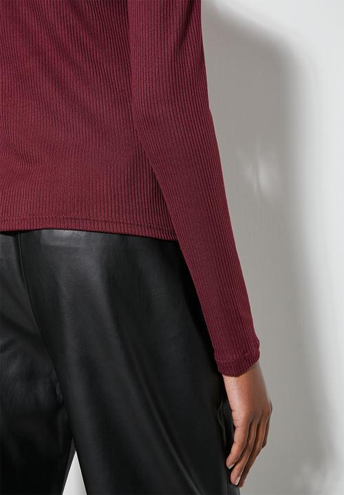 Superbalist - Rib trim funnel neck tee - burgundy