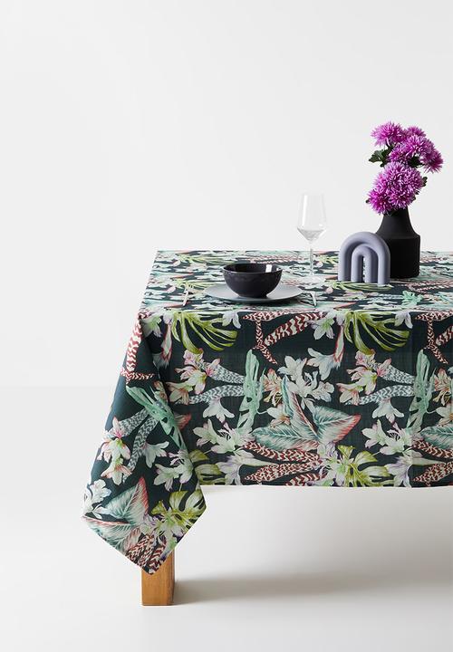 Floral botanical tablecloth - moody