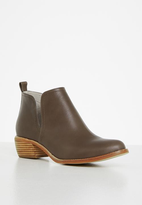 Julz - Amelia  leather ankle boot - choc