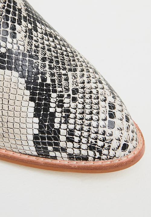 Julz - Kinsley leather chelsea boot -black & grey