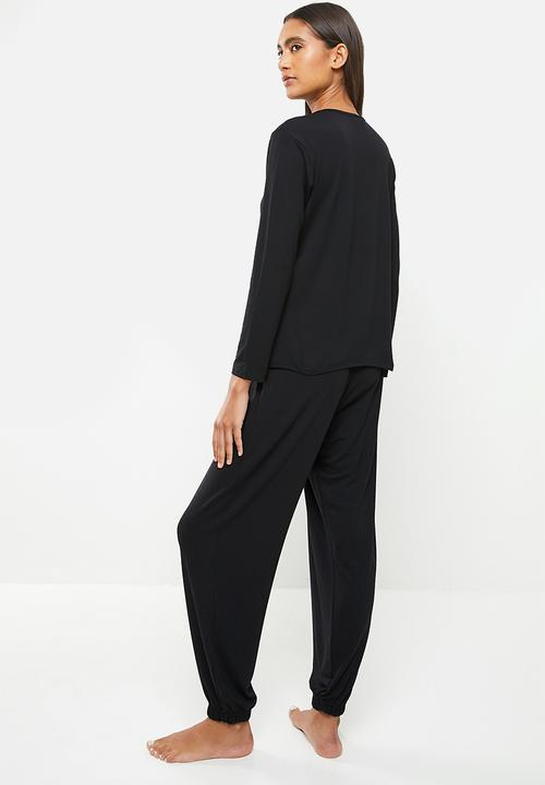 Superbalist - Sleep long sleeve top and pants set - black