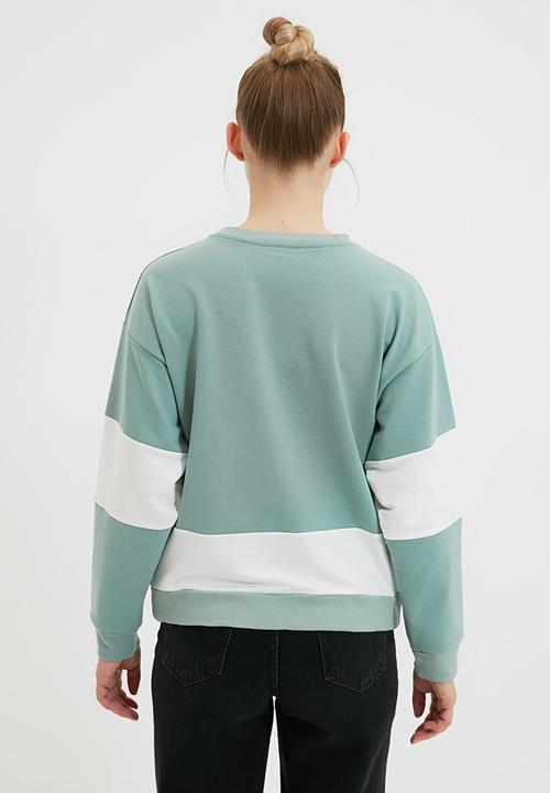 Trendyol - Printed slim basic knitted sweatshirt - mint