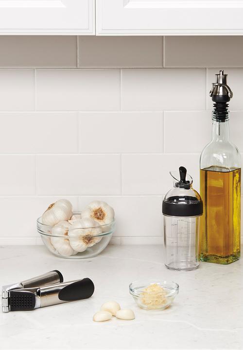 OXO - Good grips salad dressing shaker - clear