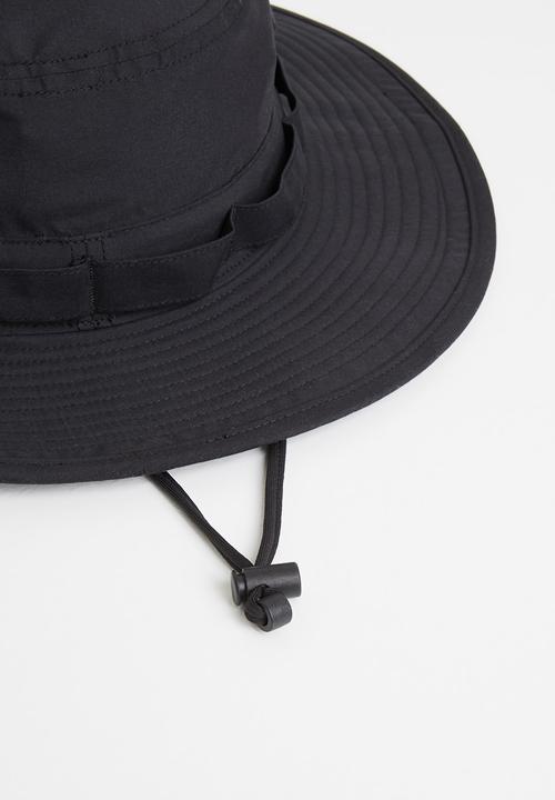 The North Face - Class v brimmer - black