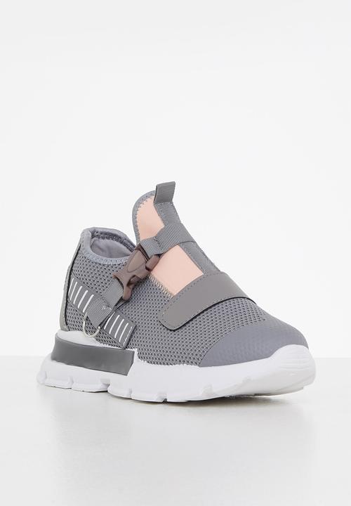 Tom Tom - Chunky knit lace up sneaker - grey