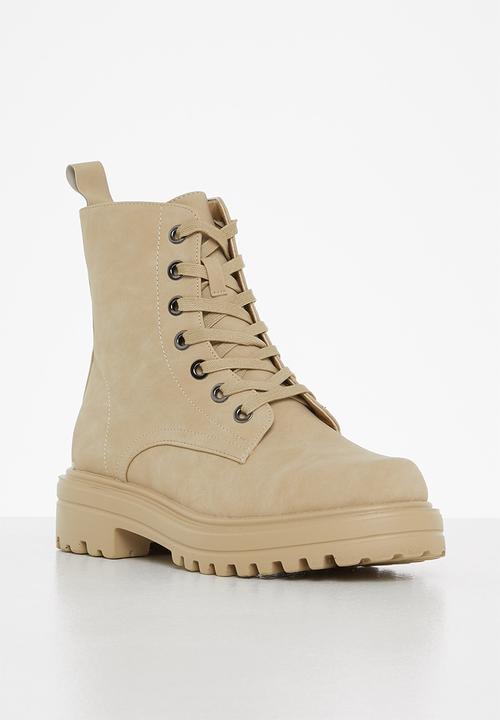 Madison® - Shay chunky lace up boot - neutral