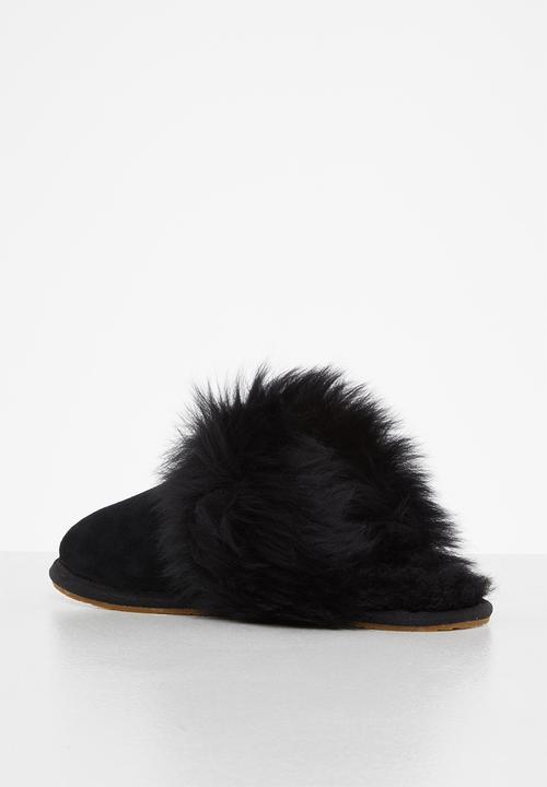 UGG® - Scuff sis - black
