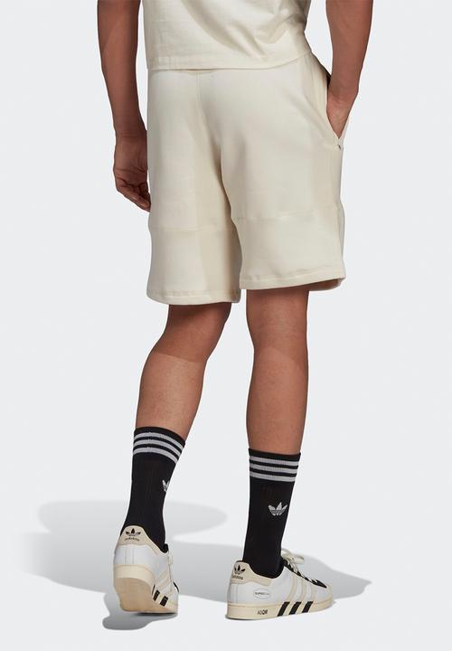 adidas Performance - Adicolor Clean Classics 3-Stripes Shorts- Non-Dyed
