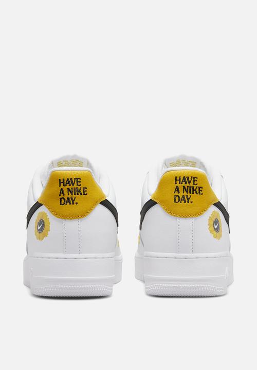 Nike - Air Force 1 '07 LV8 2 - white/black-dark sulfur-opti yellow