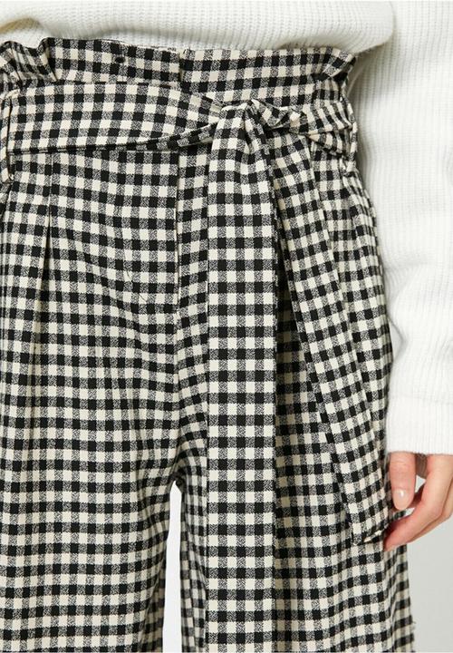 Koton - Medium rise belt detailed trousers - black & white