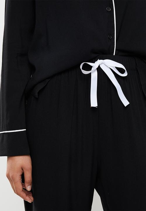 Superbalist - Sleep shirt & pants set - black