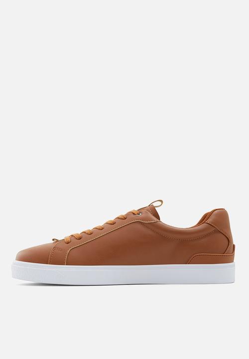Call It Spring - Piedmont - cognac