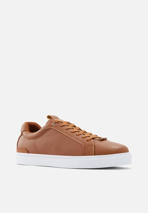 Call It Spring - Piedmont - cognac