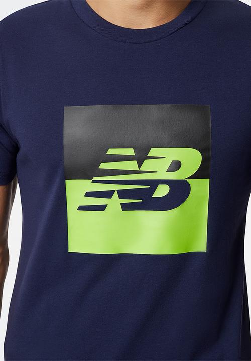 New Balance  - NB Classics Flying NB Tee  - Navy