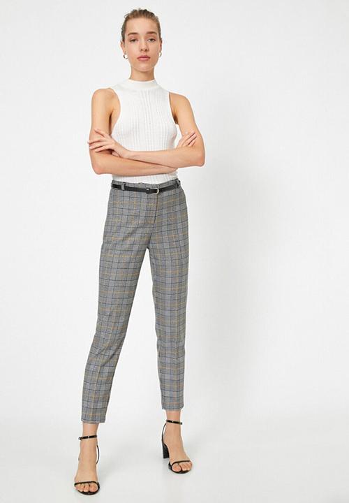 Koton - Normal waist pocket detailed checked trousers - grey 